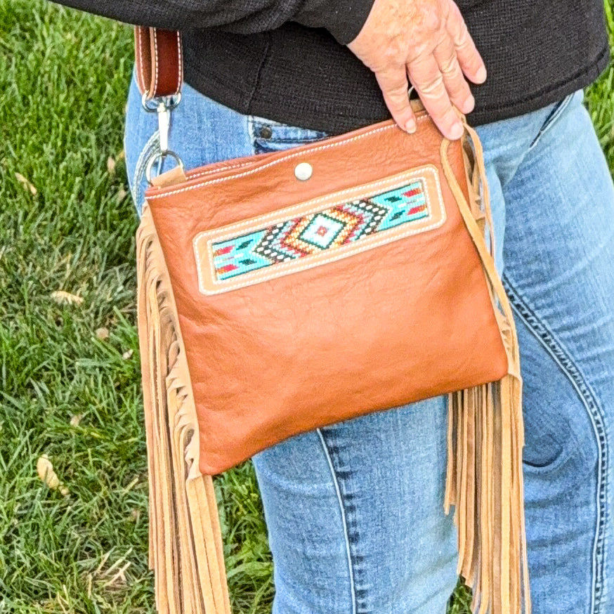 Cross Body and Shoulder Purses