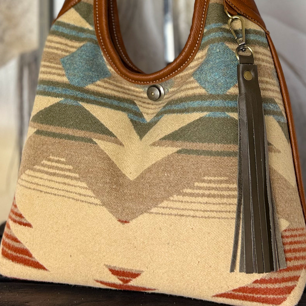 Hobo Bag with New Stillwater Tan Wool